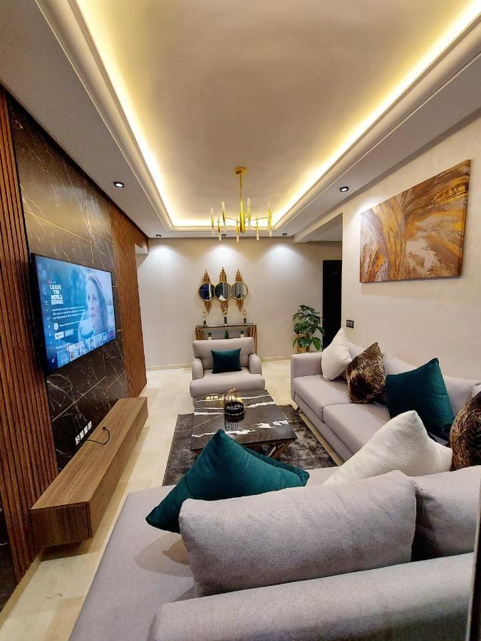 Modern Apartment Opposite The Hassan2 Mosque, Very Well Equipped And Stylish, 85 M2 With Gym And Direct Sea View With Underground Garage , Prohibits Unmarried Couples Of Arab Origin Casablanca Bagian luar foto