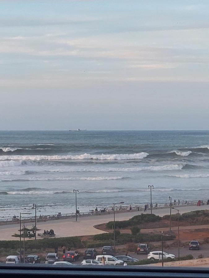 Modern Apartment Opposite The Hassan2 Mosque, Very Well Equipped And Stylish, 85 M2 With Gym And Direct Sea View With Underground Garage , Prohibits Unmarried Couples Of Arab Origin Casablanca Bagian luar foto