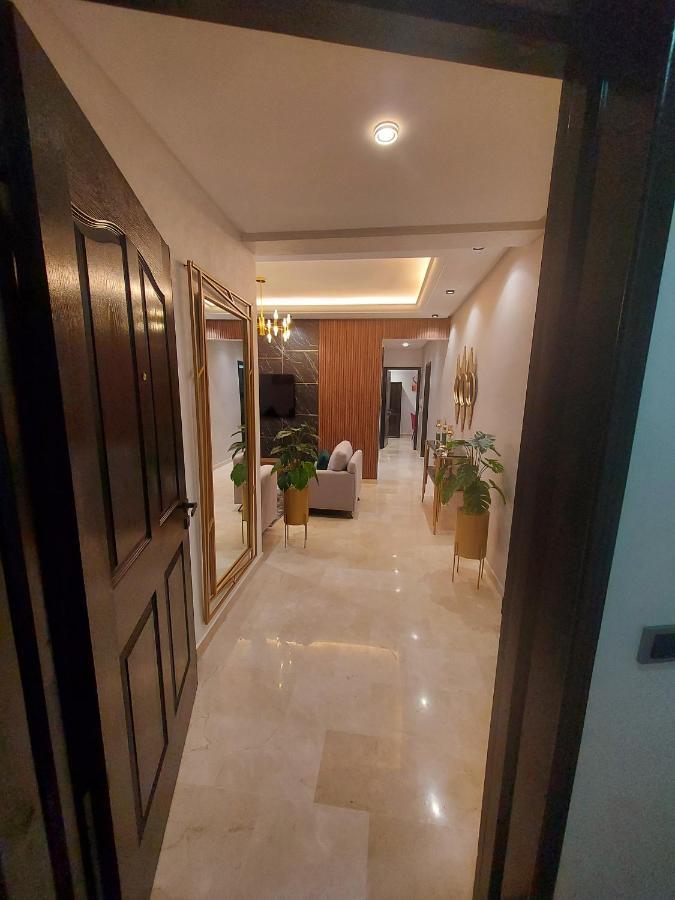 Modern Apartment Opposite The Hassan2 Mosque, Very Well Equipped And Stylish, 85 M2 With Gym And Direct Sea View With Underground Garage , Prohibits Unmarried Couples Of Arab Origin Casablanca Bagian luar foto