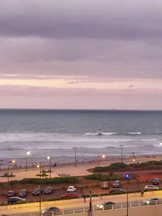 Modern Apartment Opposite The Hassan2 Mosque, Very Well Equipped And Stylish, 85 M2 With Gym And Direct Sea View With Underground Garage , Prohibits Unmarried Couples Of Arab Origin Casablanca Bagian luar foto