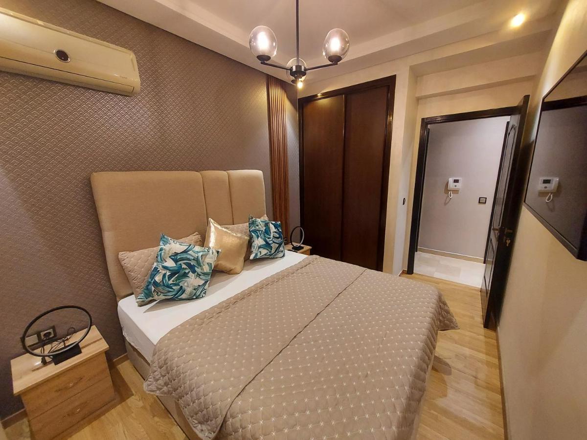 Modern Apartment Opposite The Hassan2 Mosque, Very Well Equipped And Stylish, 85 M2 With Gym And Direct Sea View With Underground Garage , Prohibits Unmarried Couples Of Arab Origin Casablanca Bagian luar foto