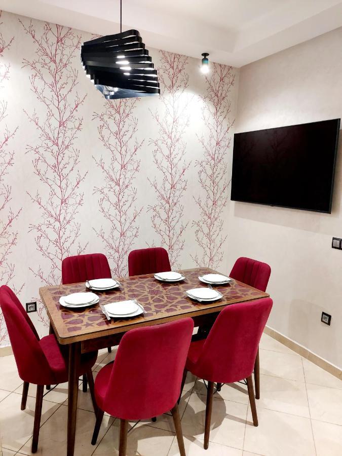 Modern Apartment Opposite The Hassan2 Mosque, Very Well Equipped And Stylish, 85 M2 With Gym And Direct Sea View With Underground Garage , Prohibits Unmarried Couples Of Arab Origin Casablanca Bagian luar foto