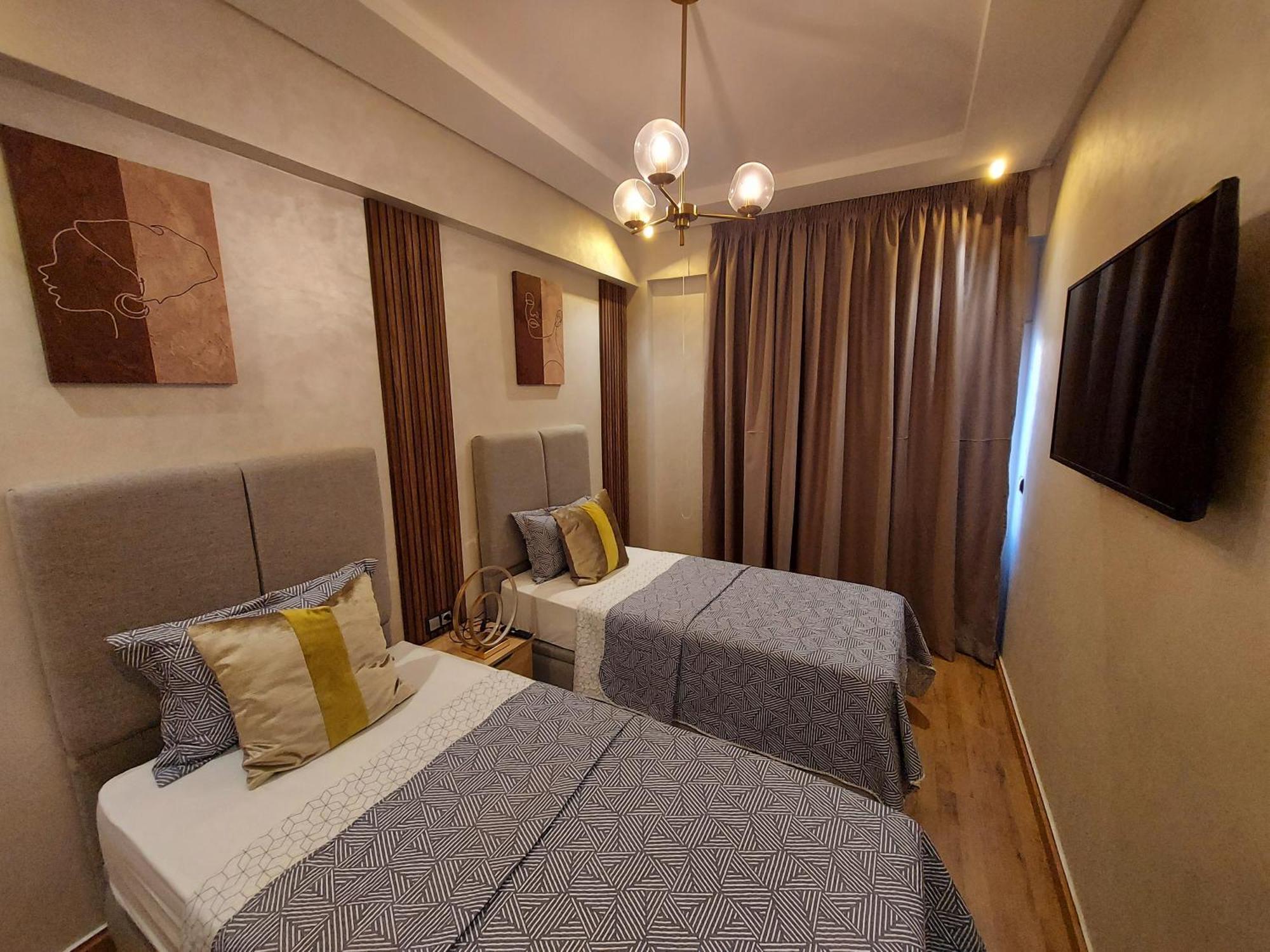 Modern Apartment Opposite The Hassan2 Mosque, Very Well Equipped And Stylish, 85 M2 With Gym And Direct Sea View With Underground Garage , Prohibits Unmarried Couples Of Arab Origin Casablanca Bagian luar foto